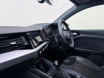 Audi A1 1.0 TFSI 30 S line Sportback S Tronic Euro 6 (s/s) 5dr