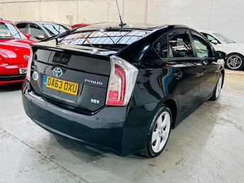 Toyota Prius 1.8 VVT-h T Spirit CVT Euro 5 (s/s) 5dr