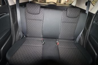 Honda Jazz 1.3 i-VTEC SE CVT Euro 6 (s/s) 5dr