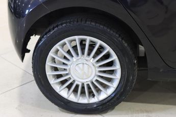 Volkswagen up! 1.0 High up! Hatchback 5dr Petrol ASG Euro 5 (75 ps)