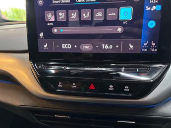 Volkswagen ID.4 Pure 52kWh Life Auto 5dr