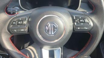 MG MG ZS 51.1kWh Trophy Connect Auto 5dr