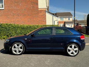 Audi A3 2.0 TFSI S line 3dr
