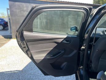 Ford Focus 1.6 Zetec Euro 5 5dr