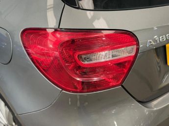 Mercedes-Benz A Class 1.5 A180 CDI SE 7G-DCT Euro 5 (s/s) 5dr