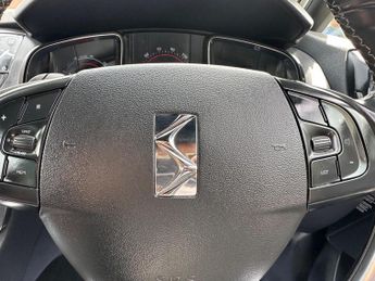 Citroen DS5 2.0 h e-HDi Airdream DSport EGS6 4WD Euro 5 (s/s) 5dr