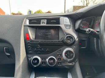 Citroen DS5 2.0 h e-HDi Airdream DSport EGS6 4WD Euro 5 (s/s) 5dr