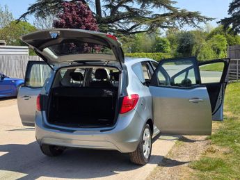 Vauxhall Meriva 1.7 CDTi Exclusiv Auto Euro 5 5dr