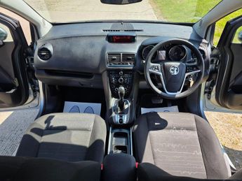 Vauxhall Meriva 1.7 CDTi Exclusiv Auto Euro 5 5dr