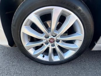 Fiat Tipo 1.6 MultiJetII Lounge Euro 6 (s/s) 5dr