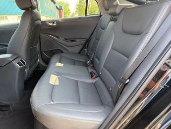 Hyundai IONIQ 1.6 h-GDi Premium SE DCT Euro 6 (s/s) 5dr