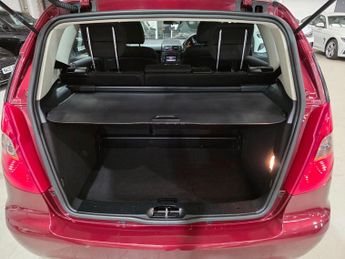 Mercedes-Benz A Class 1.5 A160 BlueEfficiency Classic SE 5dr