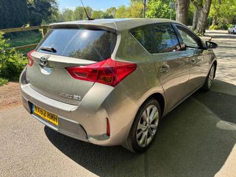 Toyota Auris 1.8 VVT-h Excel CVT Euro 5 (s/s) 5dr