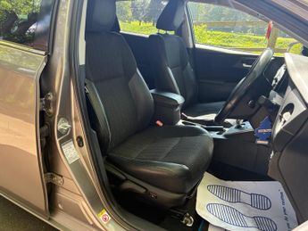 Toyota Auris 1.8 VVT-h Excel CVT Euro 5 (s/s) 5dr