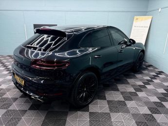 Porsche Macan 3.0 TD V6 S PDK 4WD Euro 6 (s/s) 5dr