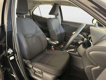 Toyota Yaris Cross 1.5 VVT-h Icon SUV 5dr Petrol Hybrid E-CVT Euro 6 (s/s) (116 ps)