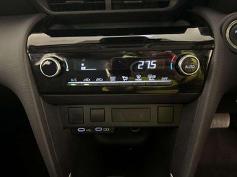 Toyota Yaris Cross 1.5 VVT-h Icon SUV 5dr Petrol Hybrid E-CVT Euro 6 (s/s) (116 ps)
