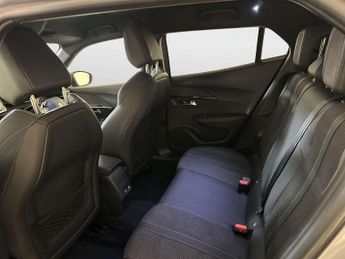 Peugeot E-2008 50kWh GT SUV 5dr Electric Auto (7kW Charger) (136 ps)