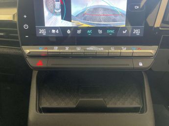 Renault Megane E-Tech 60kWh launch edition Hatchback 5dr Electric Auto (220 ps)