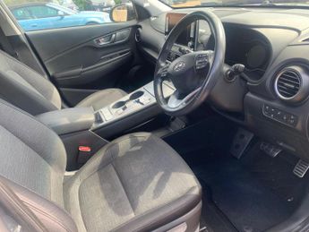 Hyundai KONA 64kWh Premium Auto 5dr