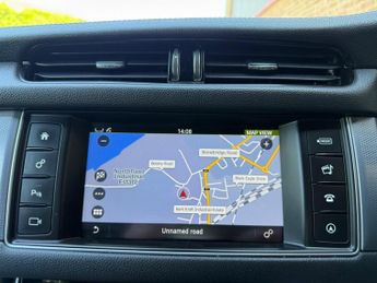 Jaguar XF 2.0d R-Sport Auto Euro 6 (s/s) 4dr