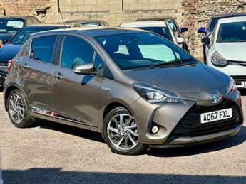 Toyota Yaris 1.5 VVT-h Excel E-CVT Euro 6 (s/s) 5dr (15in Alloy)