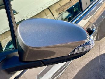 Toyota Yaris 1.5 VVT-h Excel E-CVT Euro 6 (s/s) 5dr (15in Alloy)