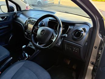 Renault Captur 1.2 TCe ENERGY Dynamique S Nav Auto Euro 6 (s/s) 5dr