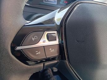 Peugeot E-208 50kWh Active Premium + Auto 5dr (7kW Charger)