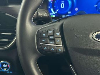 Ford Kuga 2.5 Duratec 14.4kWh Vignale SUV 5dr Petrol Plug-in Hybrid CVT Eu