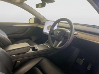 Tesla Model Y (Dual Motor) Long Range SUV 5dr Electric Auto 4WDE (384 bhp)