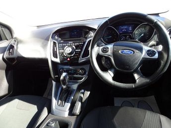 Ford Focus 1.6 Titanium Navigator Powershift Euro 5 5dr