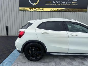 Mercedes-Benz GLA 2.1 GLA220 CDI AMG Line 7G-DCT 4MATIC Euro 6 (s/s) 5dr
