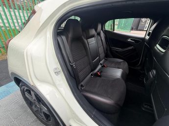 Mercedes-Benz GLA 2.1 GLA220 CDI AMG Line 7G-DCT 4MATIC Euro 6 (s/s) 5dr