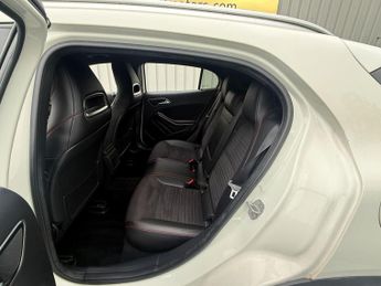 Mercedes-Benz GLA 2.1 GLA220 CDI AMG Line 7G-DCT 4MATIC Euro 6 (s/s) 5dr