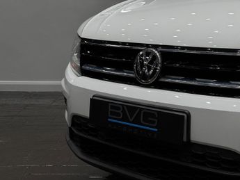 Volkswagen Tiguan 2.0 TDI BlueMotion Tech SE DSG 4Motion Euro 6 (s/s) 5dr