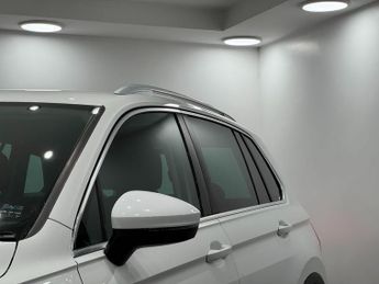 Volkswagen Tiguan 2.0 TDI BlueMotion Tech SE DSG 4Motion Euro 6 (s/s) 5dr