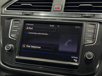 Volkswagen Tiguan 2.0 TDI BlueMotion Tech SE DSG 4Motion Euro 6 (s/s) 5dr