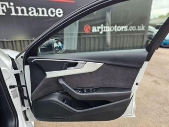 Audi A4 Avant 2.0 TFSI S line S Tronic Euro 6 (s/s) 5dr