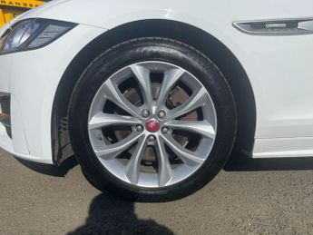 Jaguar XF 2.0d R-Sport Auto Euro 6 (s/s) 4dr