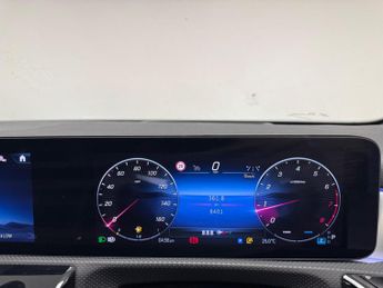 Mercedes-Benz A Class 1.3 A180h MHEV AMG Line (Premium Plus) 7G-DCT Euro 6 (s/s) 5dr