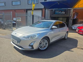 Ford Focus 1.0T EcoBoost Titanium Auto Euro 6 (s/s) 5dr
