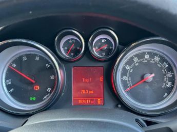 Vauxhall Astra 2.0 CDTi ecoFLEX Elite Hatchback 5dr Diesel Manual Euro 5 (s/s) 
