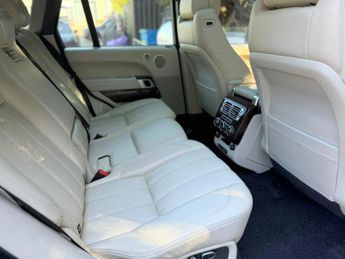 Land Rover Range Rover 4.4 SD V8 Autobiography Auto 4WD Euro 5 5dr