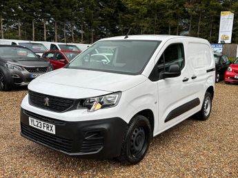 Peugeot Partner 1.5 BlueHDi 1000 Professional Premium + Standard Panel Van SWB E
