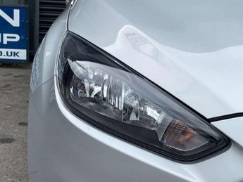 Ford Focus 1.0 Focus Titanium Auto 5dr