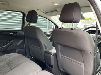 Ford Focus 1.0 Focus Titanium Auto 5dr