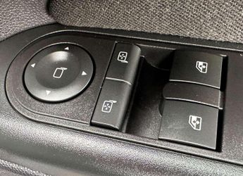 Vauxhall ZAFIRA 1.6 Zafira Exclusive 5dr