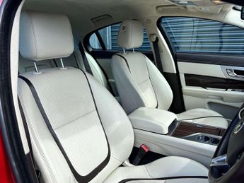 Jaguar XF 2.2 XF Portfolio D Auto 4dr