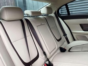 Jaguar XF 2.2 XF Portfolio D Auto 4dr